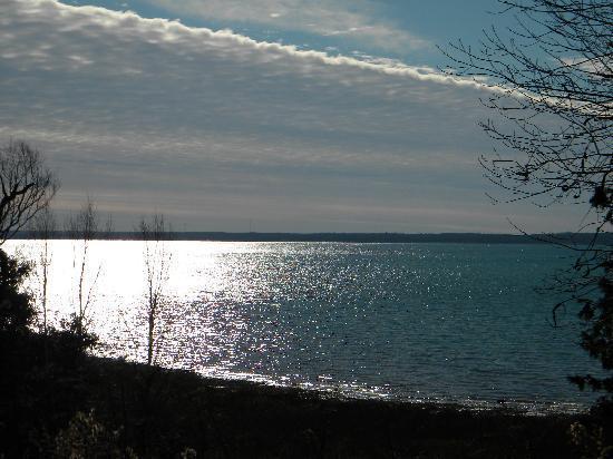 Bayview Lakefront Inn St. Ignace Exterior foto